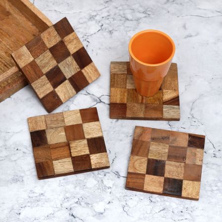 Brown Checked Pattern Wooden Coaster Pack of 4